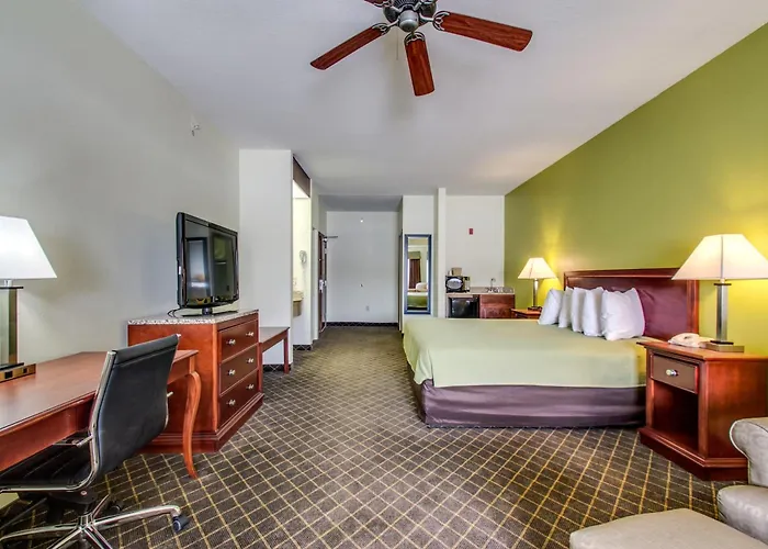 Western Hotel 3*