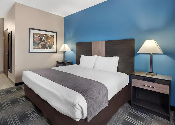 Western Hotel 3*